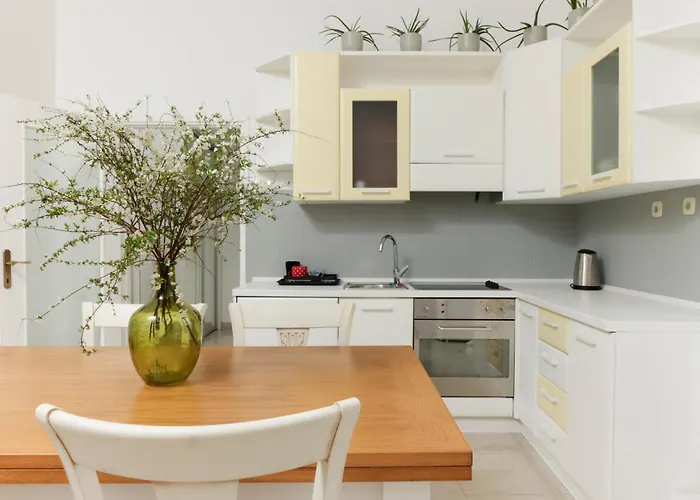 Апартаменты Scalierova 9